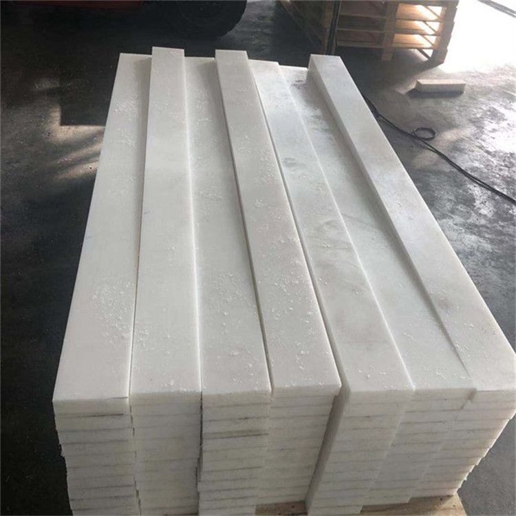 Feuilles de PTFE découpées sur mesure – Adaptées avec précision à vos spécifications